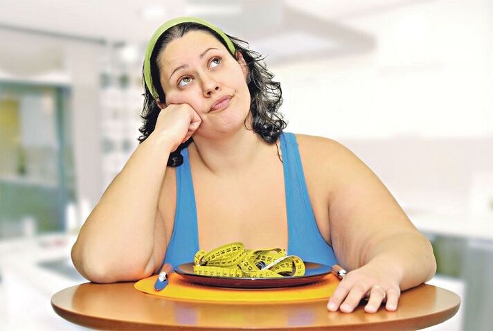 seorang wanita yang kelebihan berat badan bisa menurunkan berat badan tanpa berdiet